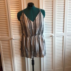 Black and white romper NWT